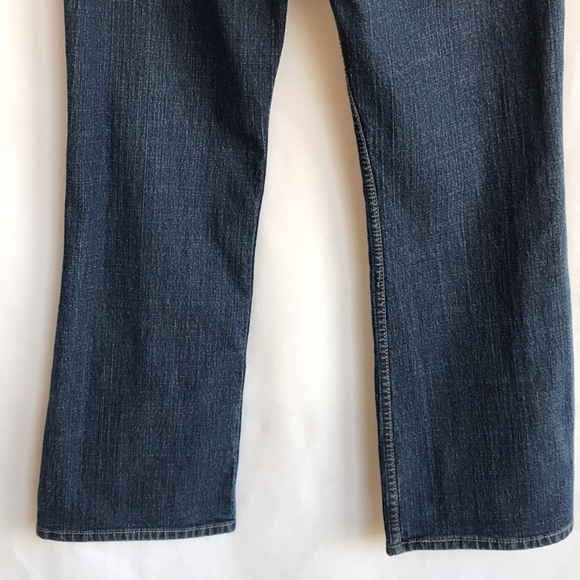 Levi Strauss Signature low-rise bootcut jeans, 14 - Picture 9 of 12